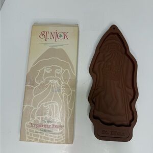 1993 Longaberger St. Nick Pottery Cookie / Chocolate Mold – Original Box – 10”
